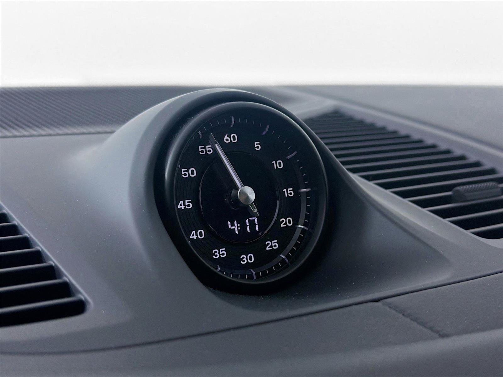 New 2026 Porsche Cayenne S AWD/4WD image 17