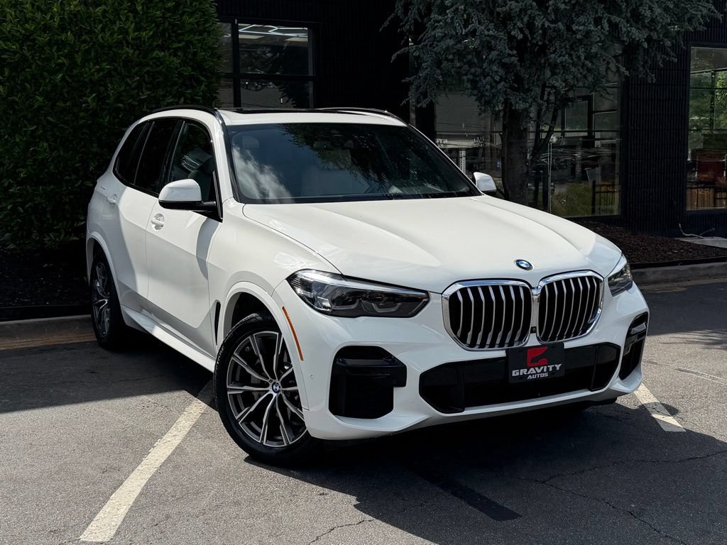 Used 2022 BMW X5 xDrive40i w/ M Sport Package AWD/4WD image 7