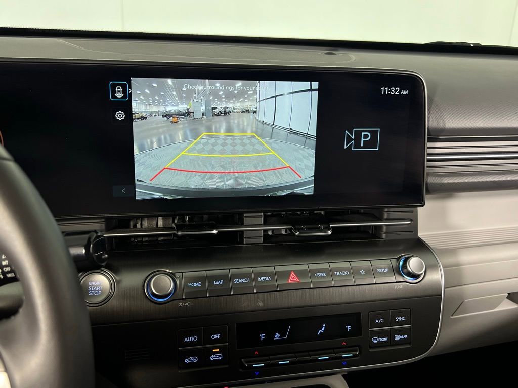 Used 2025 Hyundai Kona SEL image 18
