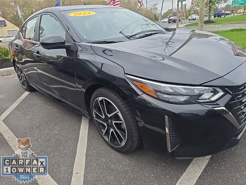 Used 2024 Nissan Sentra SR w/ SR Premium Package FWD image 5