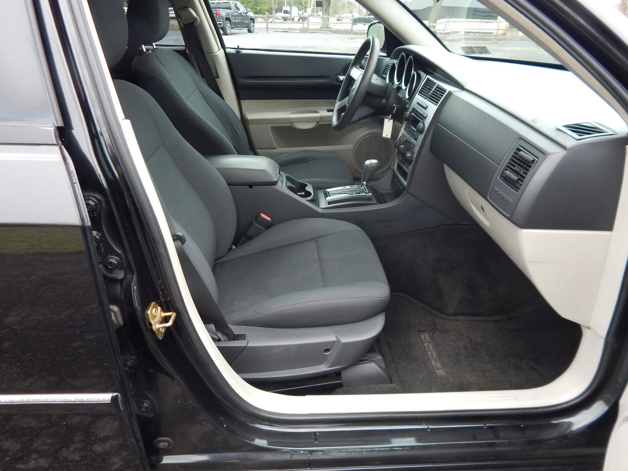 Used 2007 Dodge Magnum SXT image 14