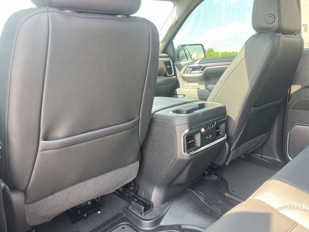 Used 2026 GMC Sierra 1500 Denali w/ Denali Reserve Package AWD/4WD image 18