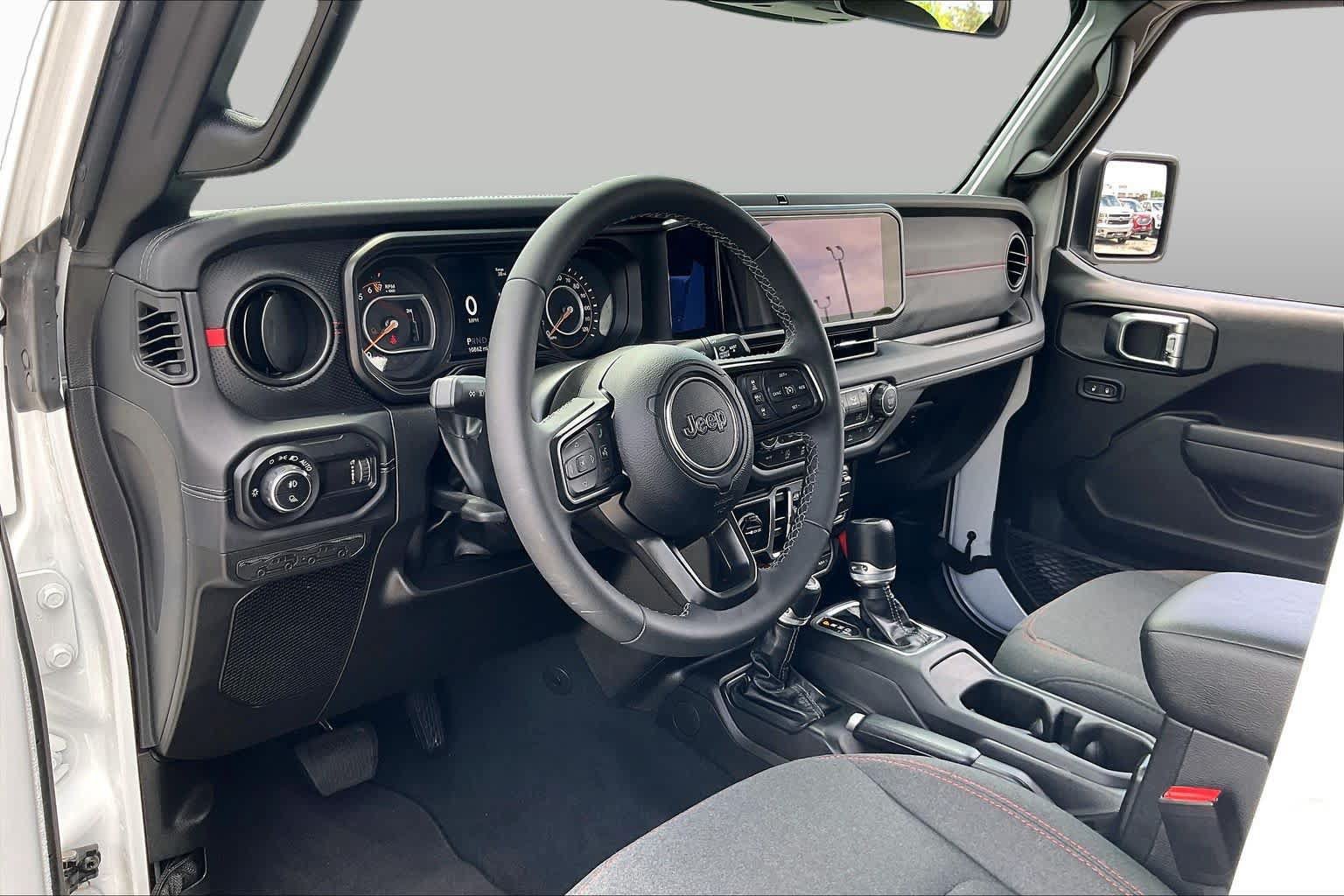 Used 2026 Jeep Gladiator Rubicon AWD/4WD image 16