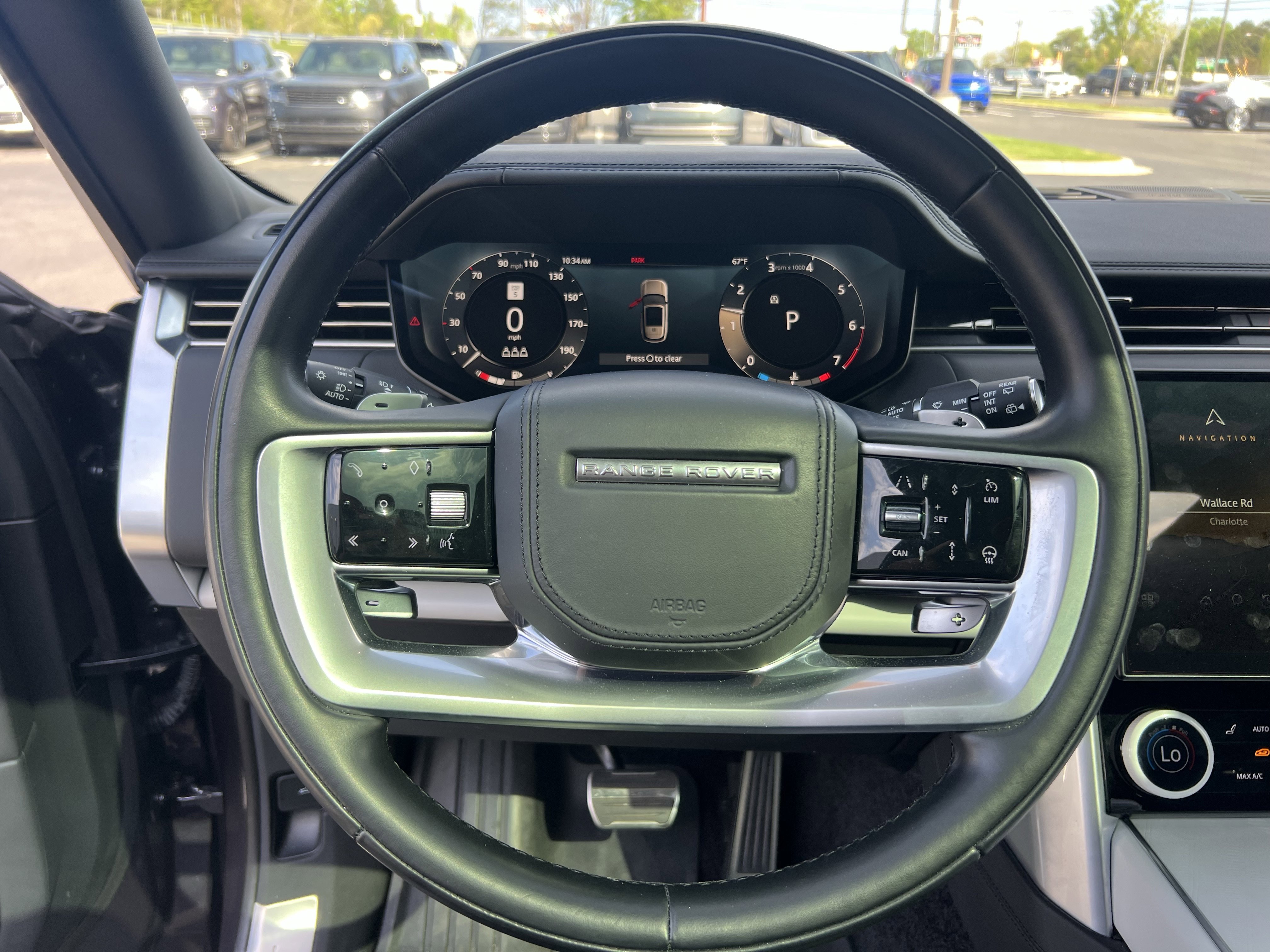 Certified 2023 Land Rover Range Rover SV image 18