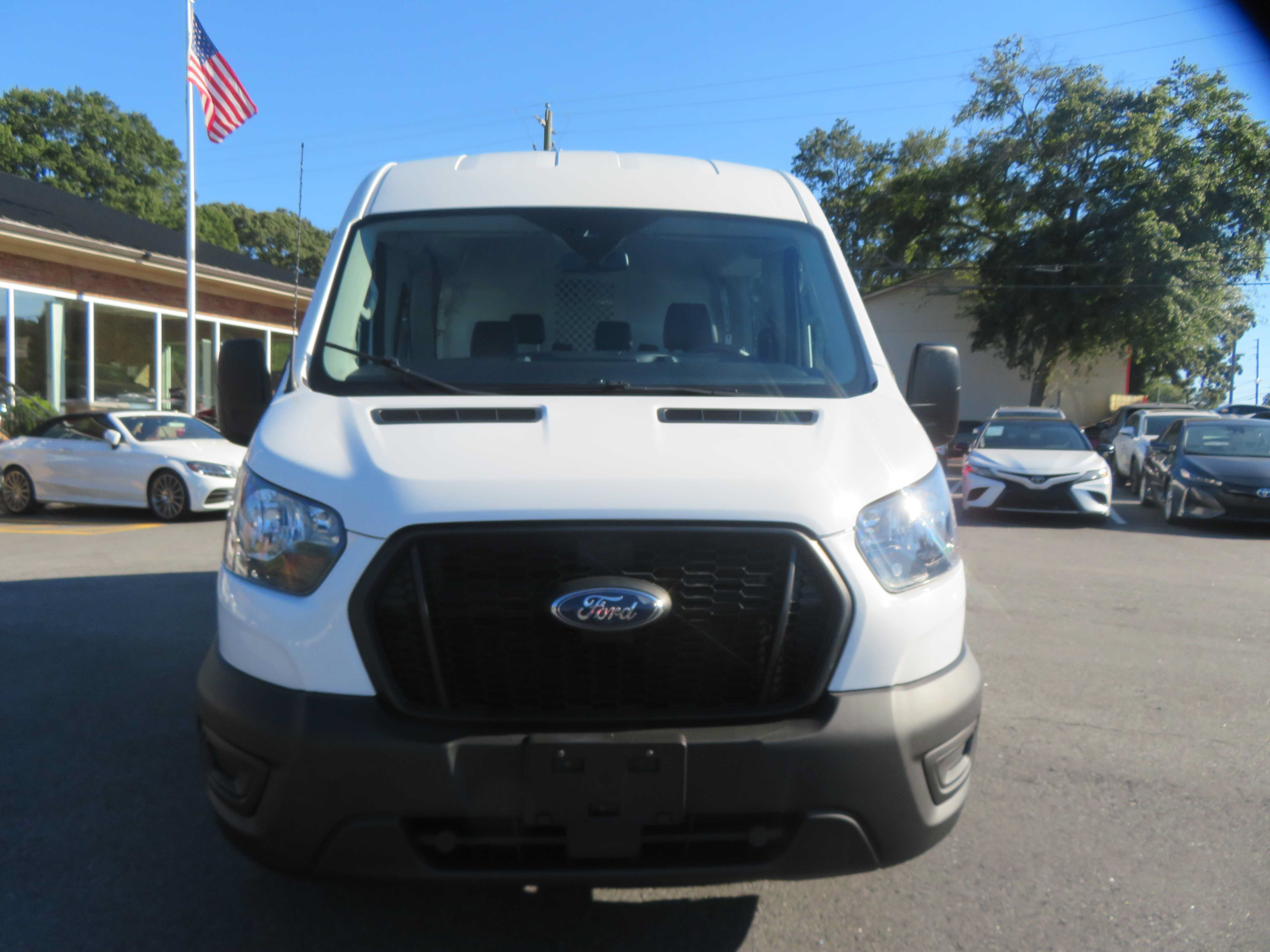 Used 2022 Ford Transit 350 XL RWD image 2