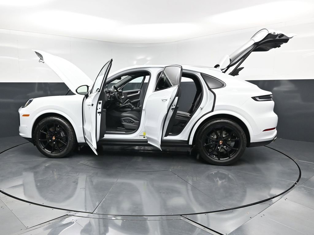 New 2026 Porsche Cayenne Coupe image 30