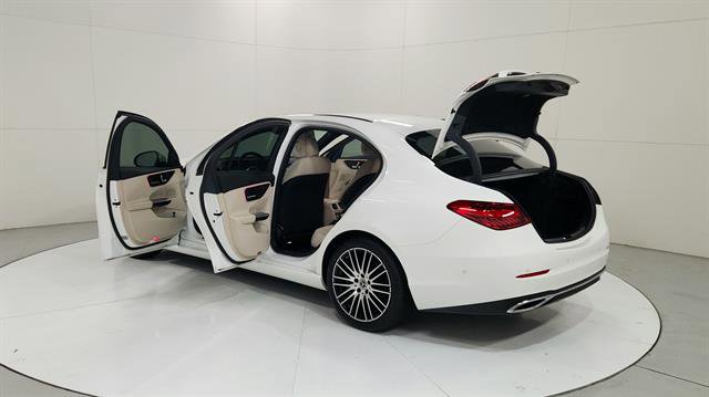 Used 2024 Mercedes-Benz C 300 4MATIC Sedan image 30