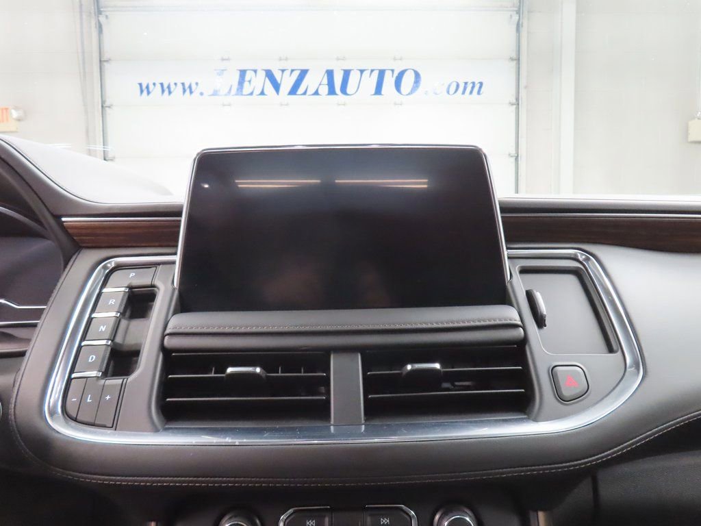 Used 2024 Chevrolet Suburban High Country AWD/4WD image 53