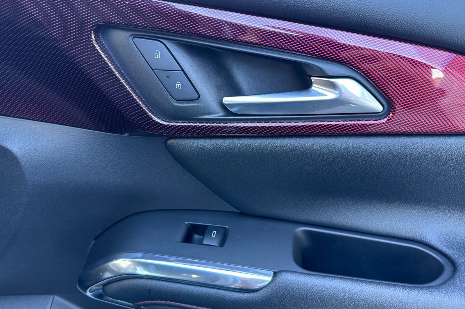 Used 2025 Chevrolet Traverse Z71 image 21