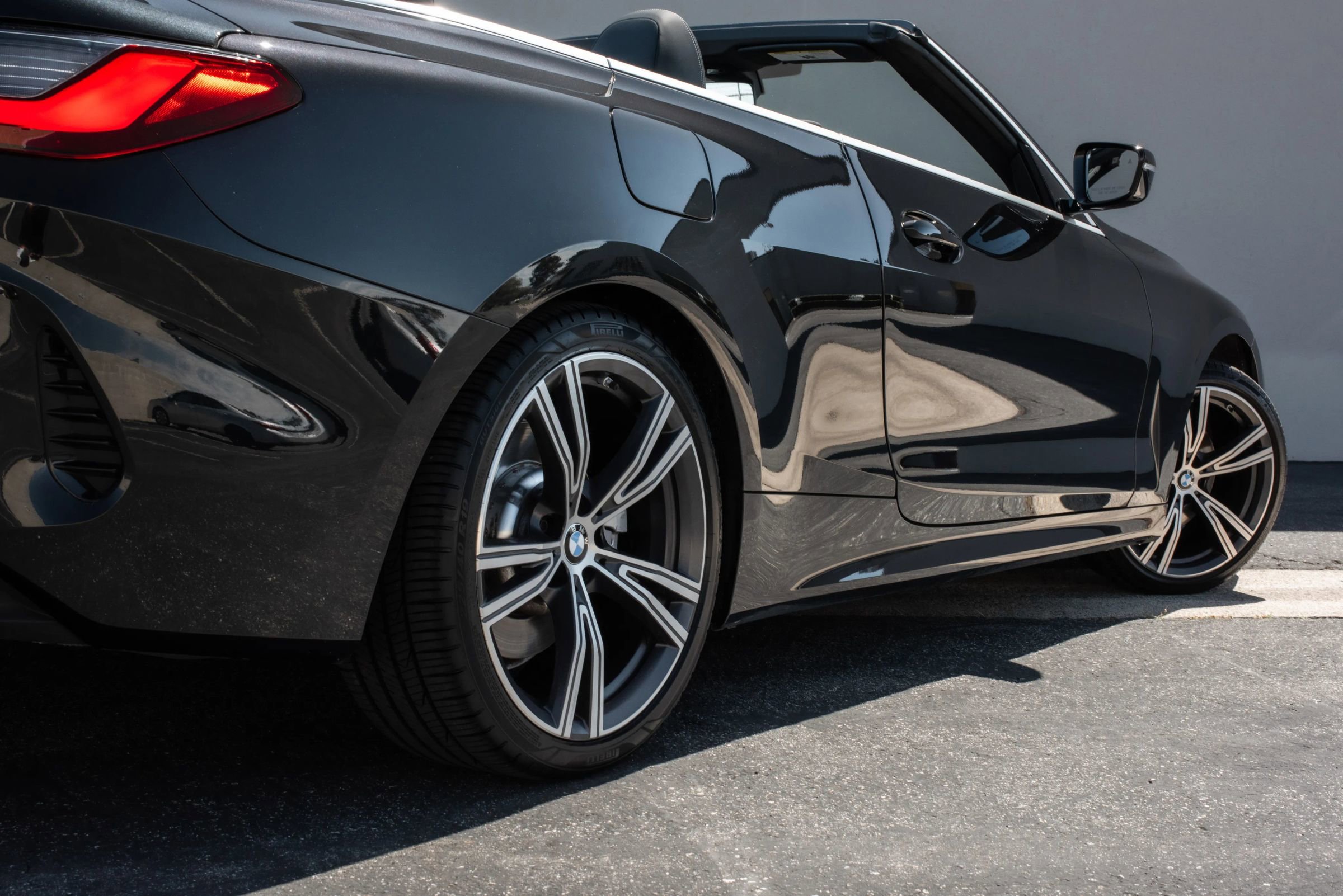 Used 2023 BMW 430i Convertible w/ Convenience Package RWD image 23