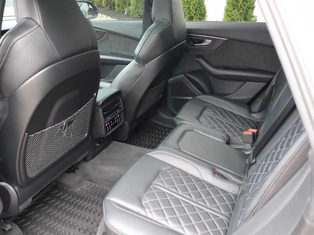 Used 2022 Audi SQ8 Premium Plus AWD/4WD image 13