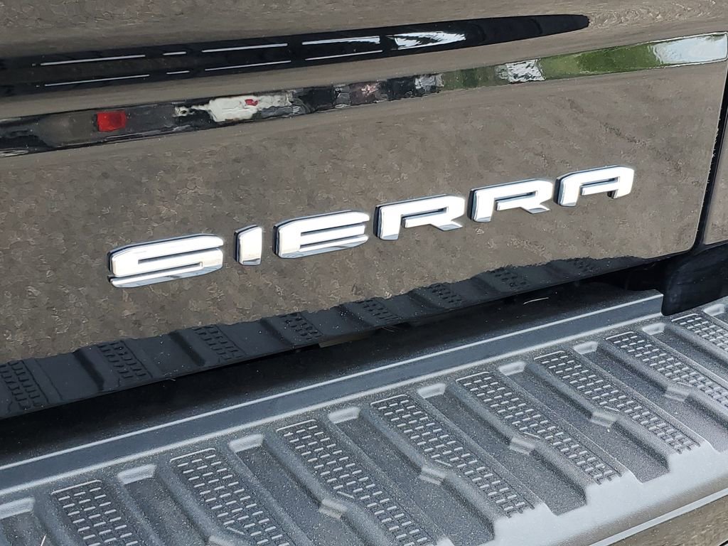 Used 2024 GMC Sierra 1500 Denali w/ Denali Reserve Package AWD/4WD image 34