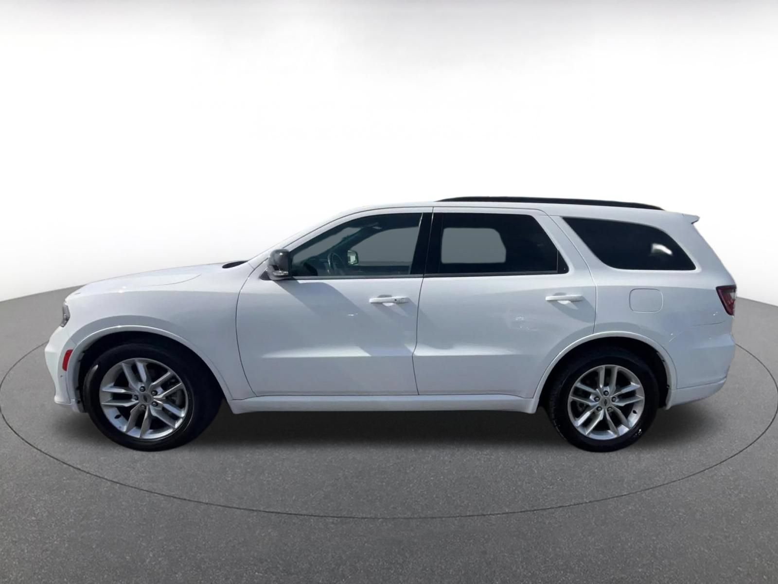 Used 2023 Dodge Durango GT RWD image 9