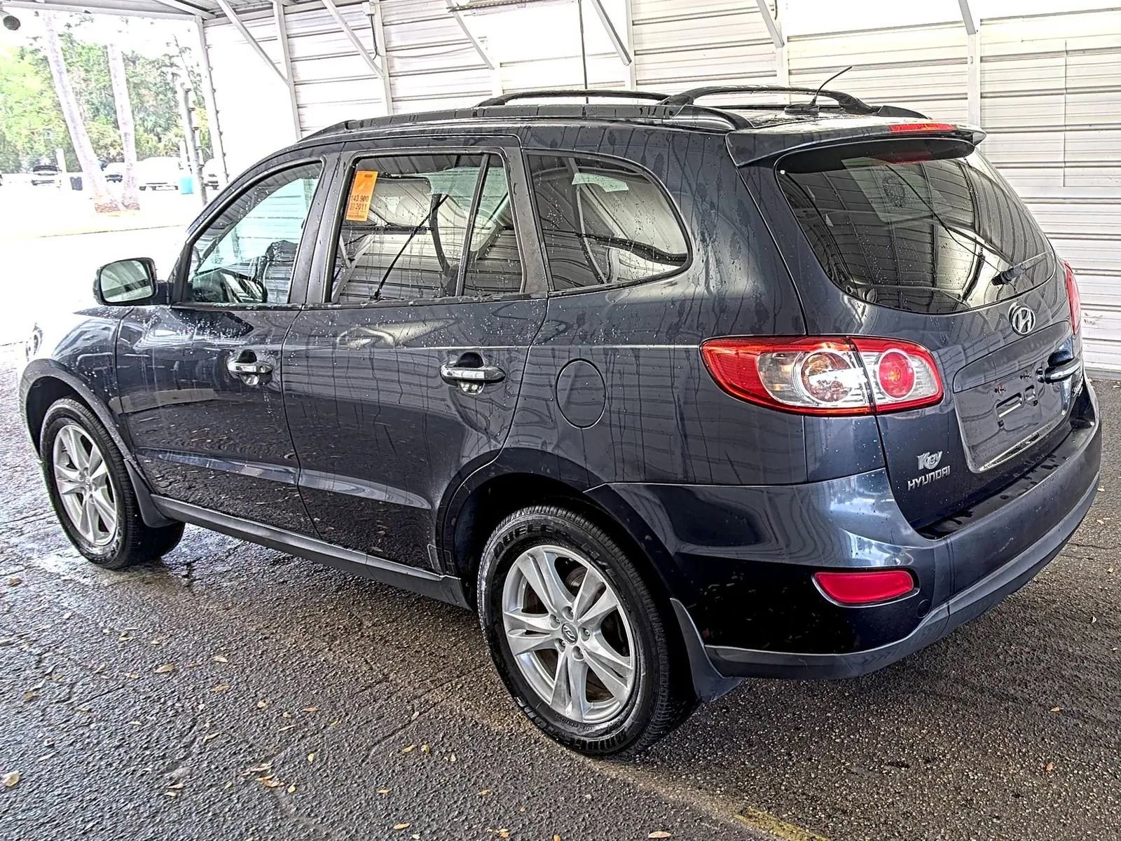 Used 2011 Hyundai Santa Fe Limited image 8