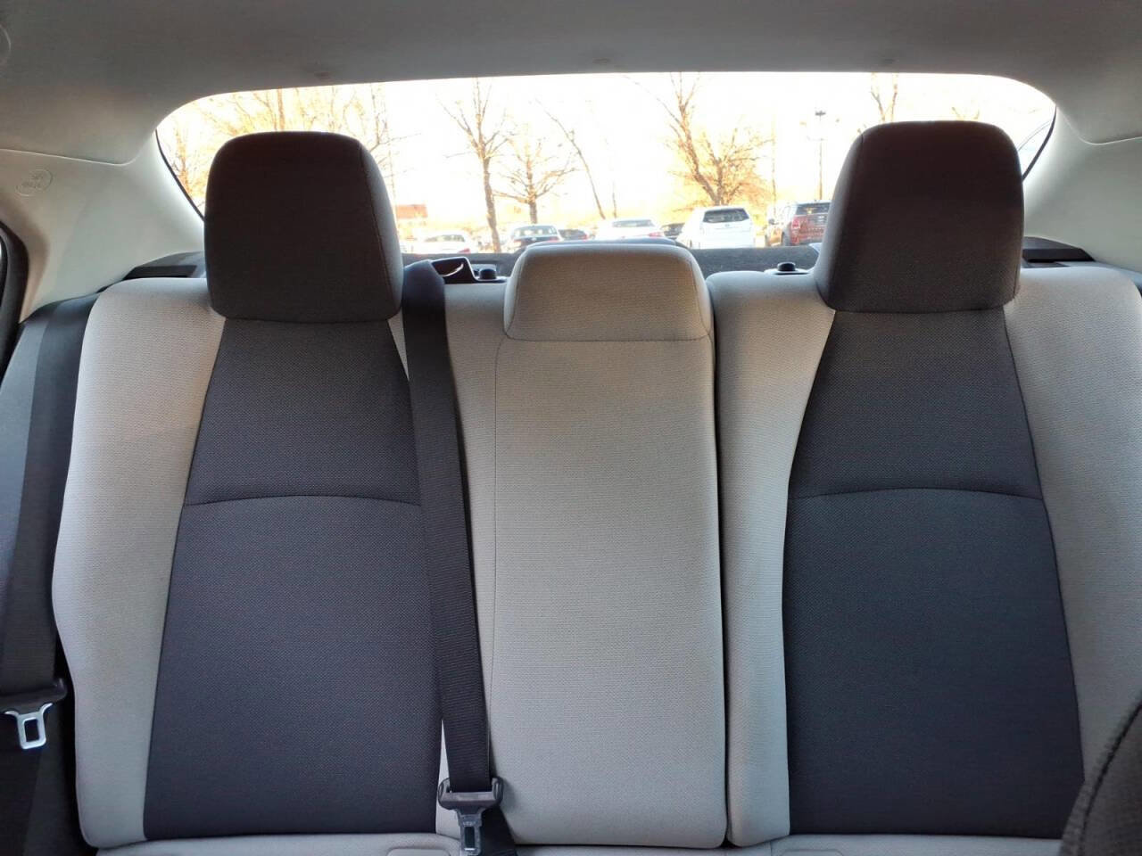 Used 2020 Toyota Corolla L image 15