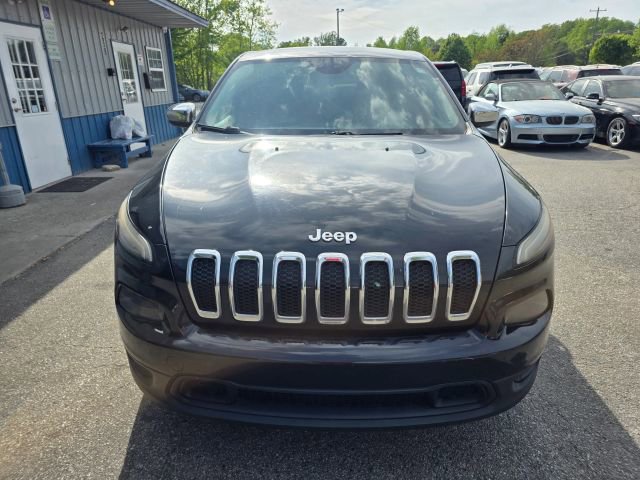 Used 2014 Jeep Cherokee Sport image 2