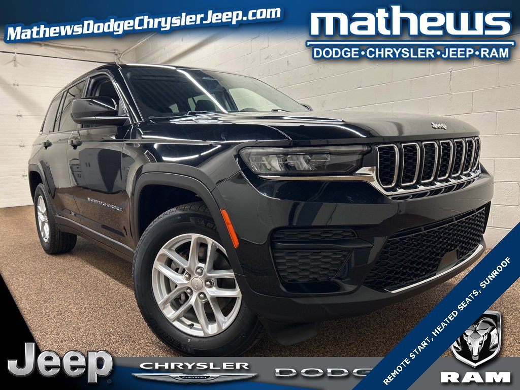 Used 2023 Jeep Grand Cherokee Laredo w/ Luxury Tech Group I