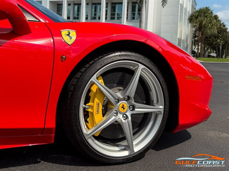 Used 2011 Ferrari 458 Italia Coupe RWD image 68