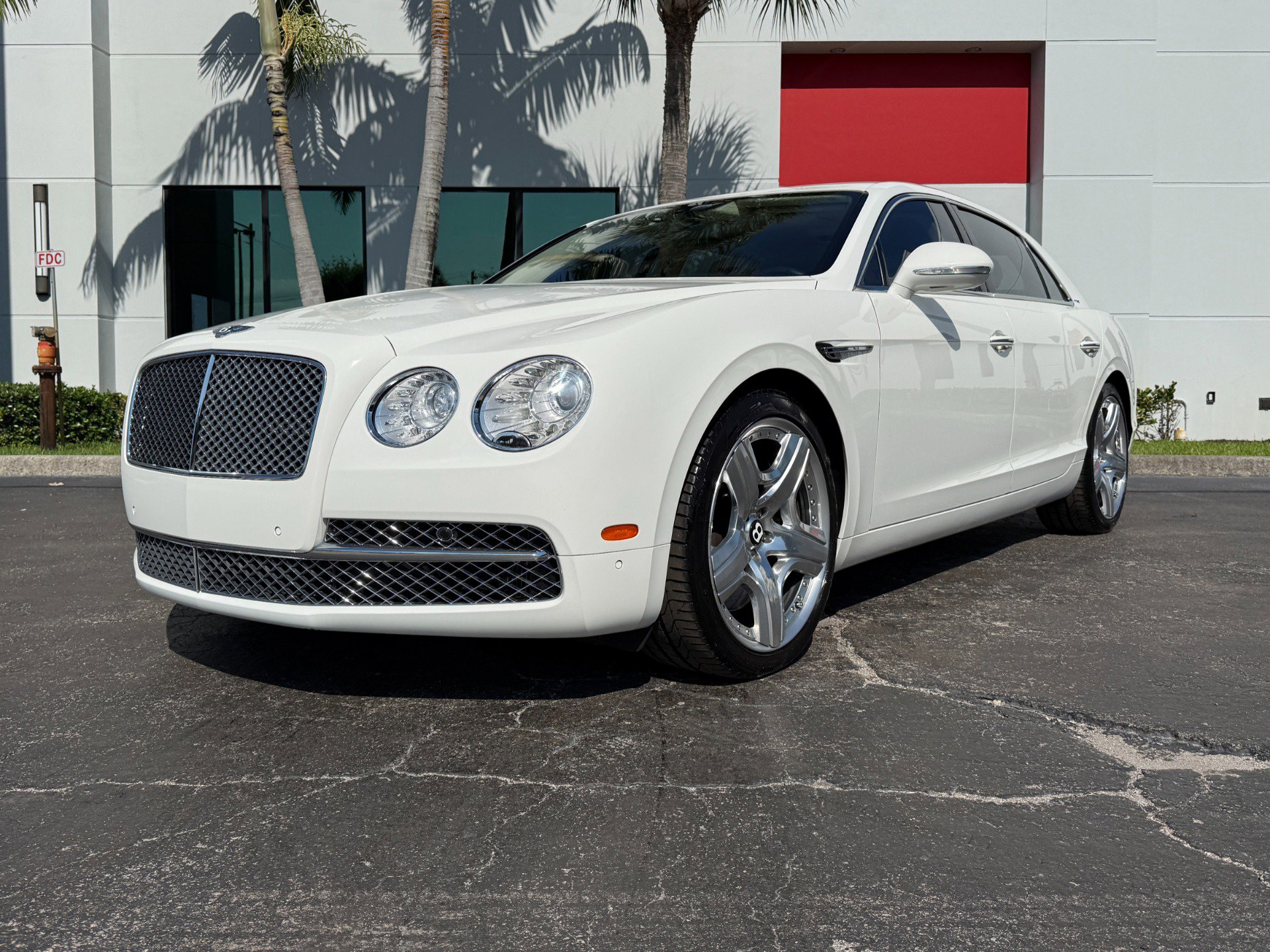 Used 2014 Bentley Flying Spur W12 AWD/4WD image 8
