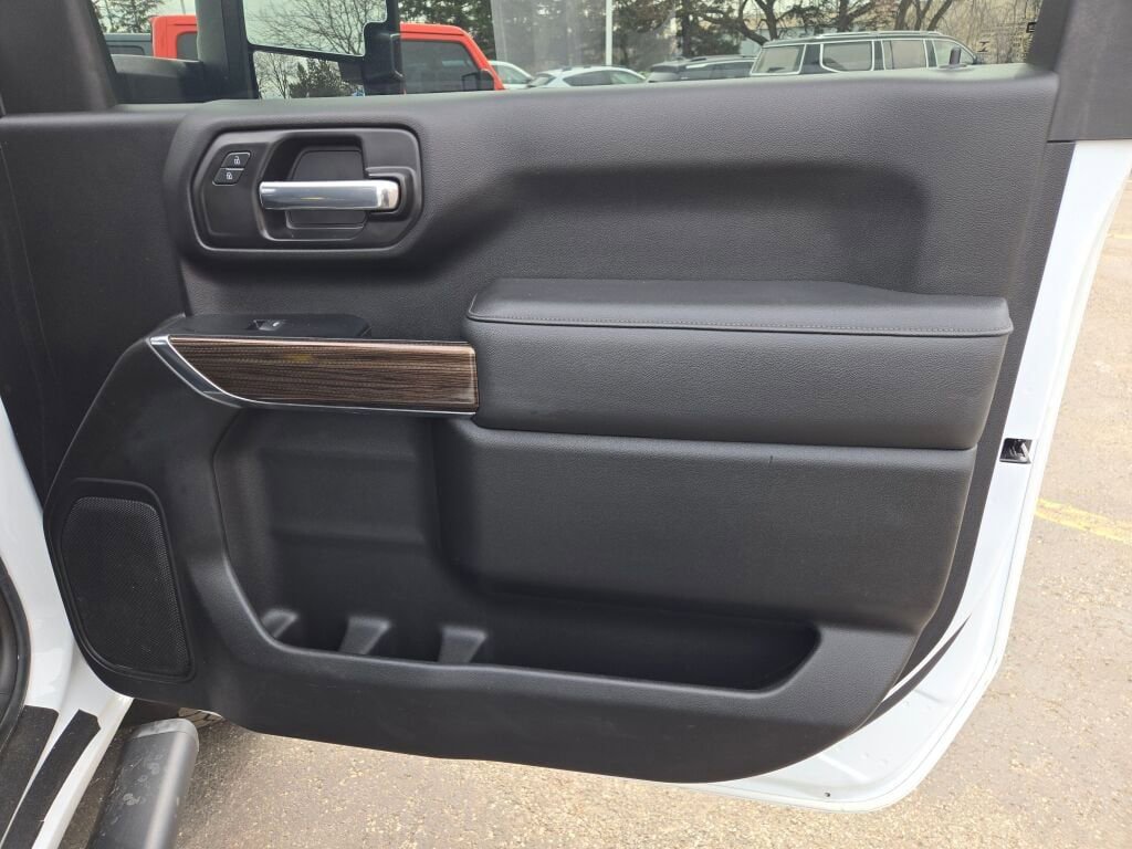 Used 2021 Chevrolet Silverado 3500 LT w/ Convenience Package AWD/4WD image 5