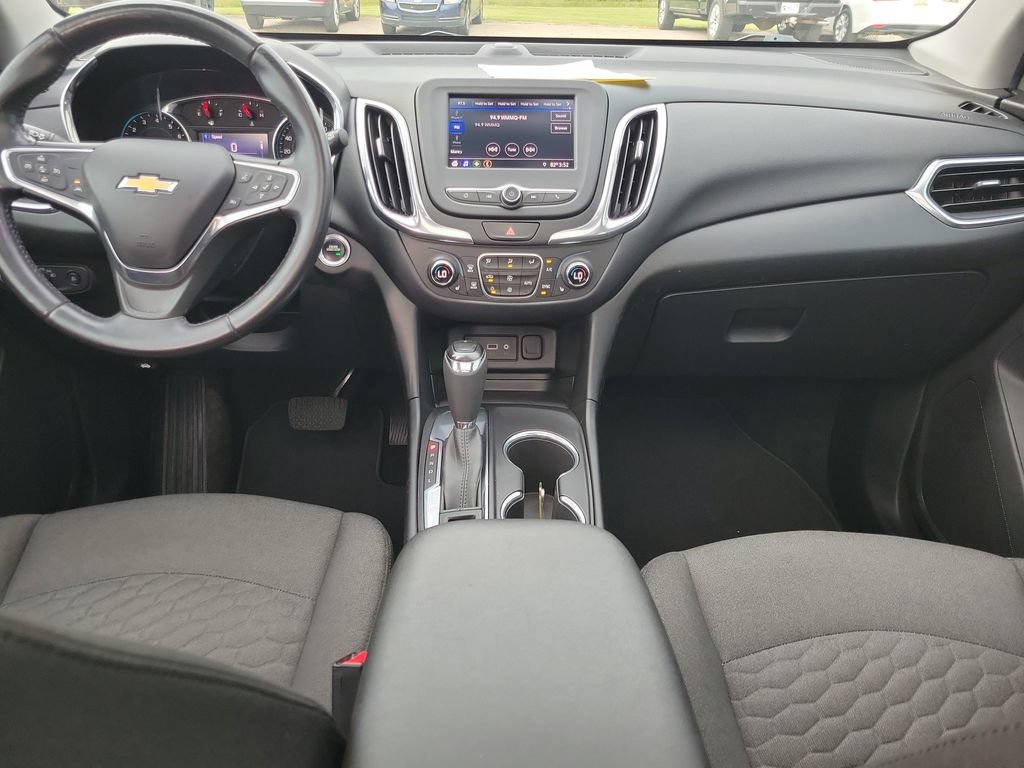 Used 2020 Chevrolet Equinox LT FWD image 30