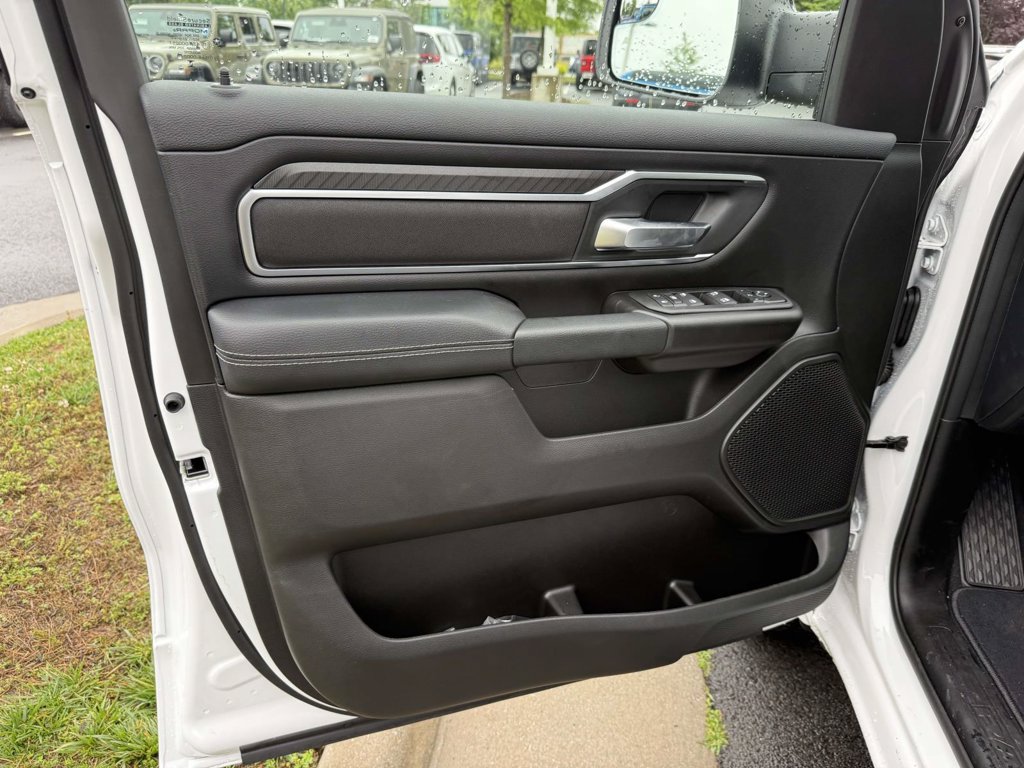 New 2026 RAM 1500 Big Horn AWD/4WD image 32