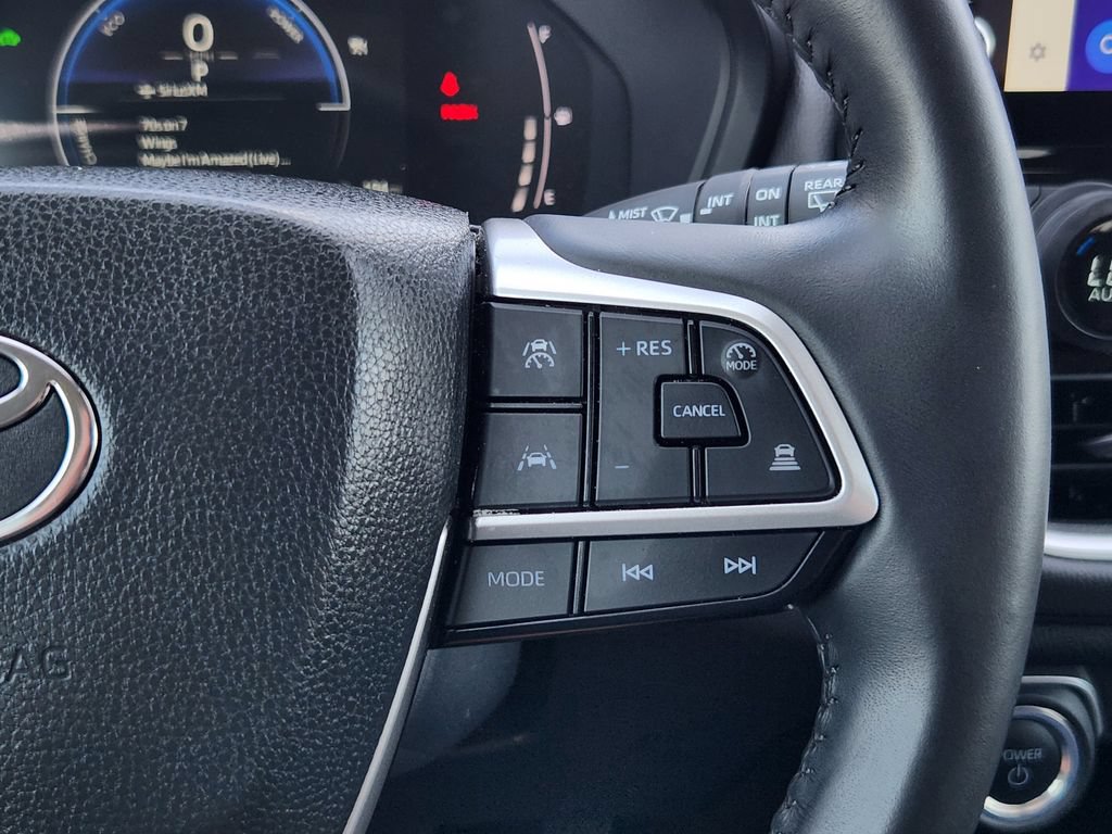 Used 2024 Toyota Grand Highlander AWD Hybrid image 19