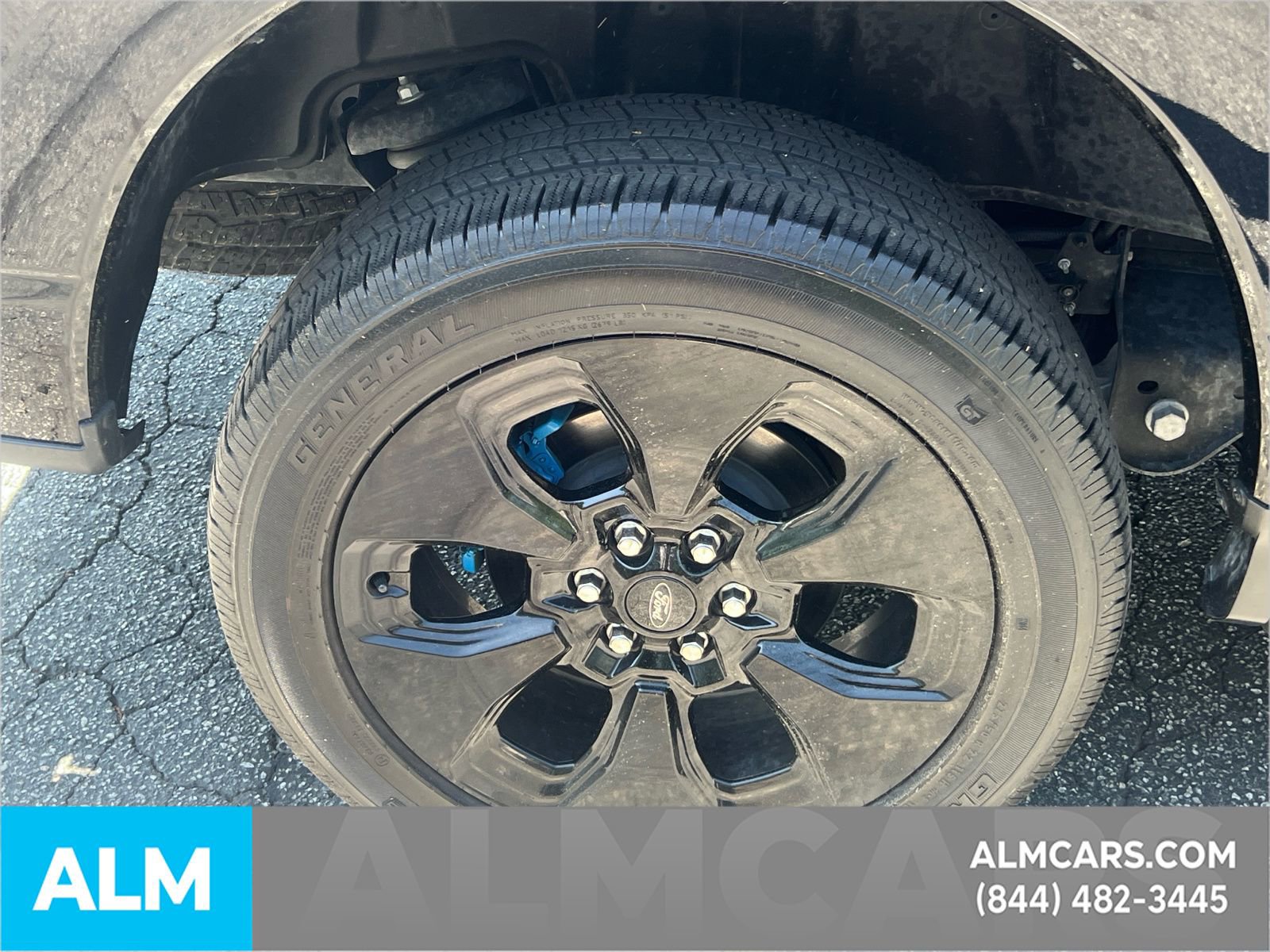 Used 2024 Ford F150 Lightning Platinum AWD/4WD image 20