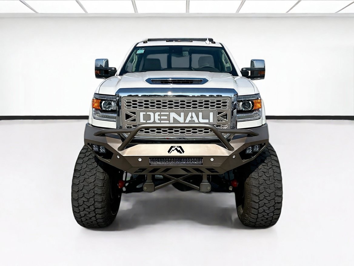 Used 2018 GMC Sierra 3500 Denali w/ Duramax Plus Package AWD/4WD image 2