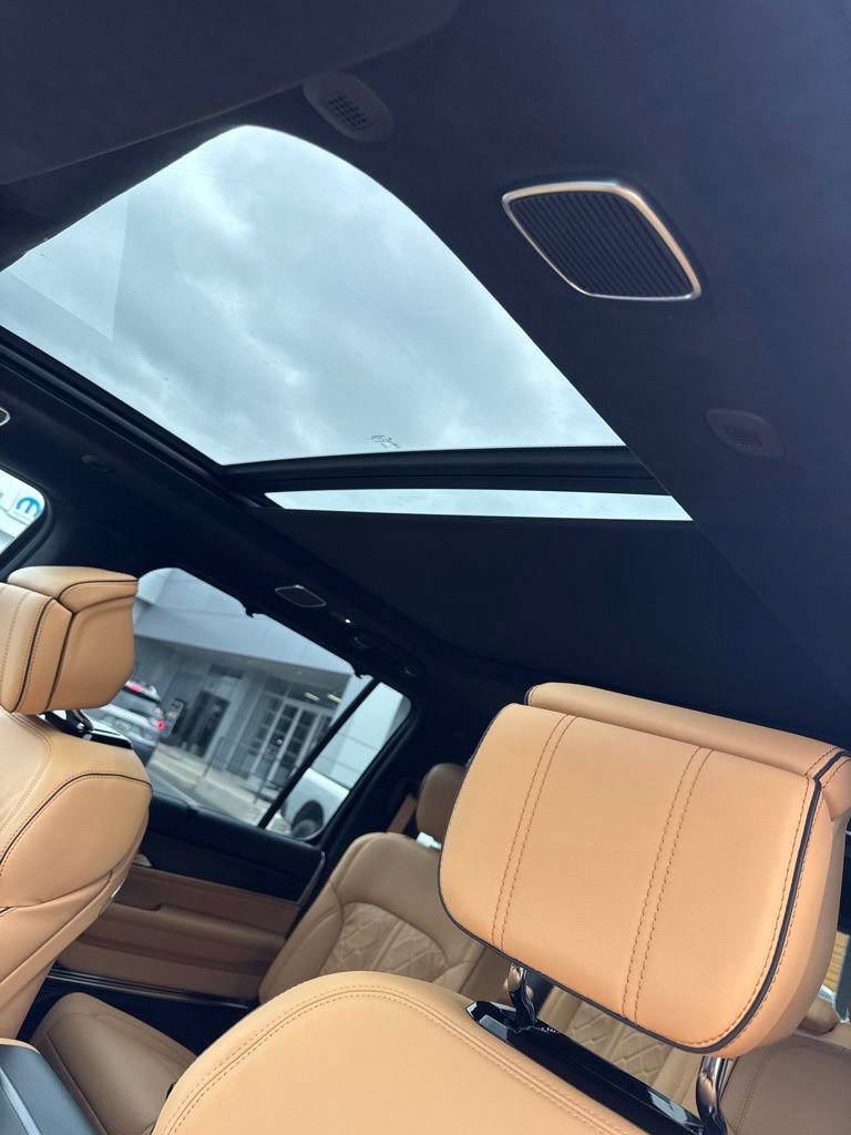 New 2026 Jeep Grand Wagoneer Summit AWD/4WD image 12