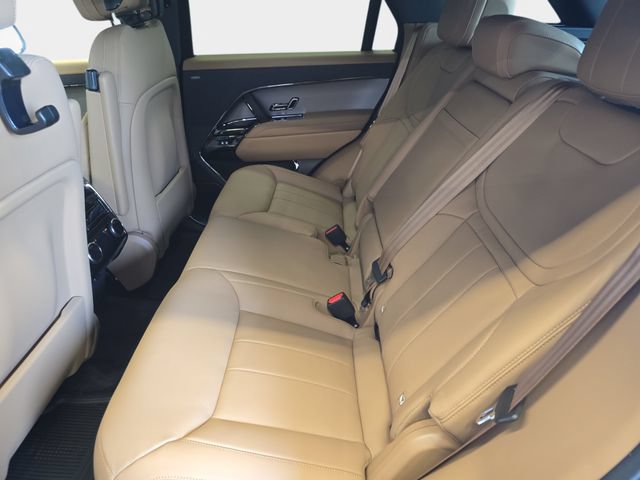 New 2026 Land Rover Range Rover Sport SE AWD/4WD image 11