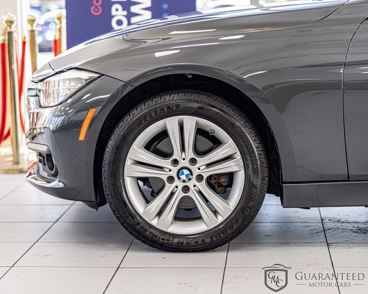 Used 2016 BMW 328i xDrive Sedan AWD/4WD image 7