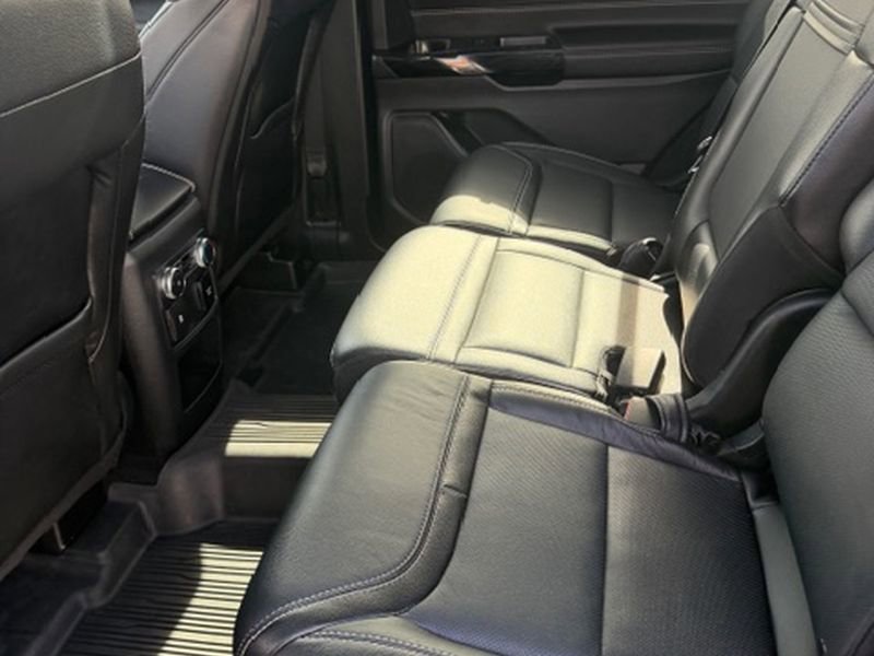 Used 2021 Ford Explorer ST w/ Equipment Group 401A AWD/4WD image 6