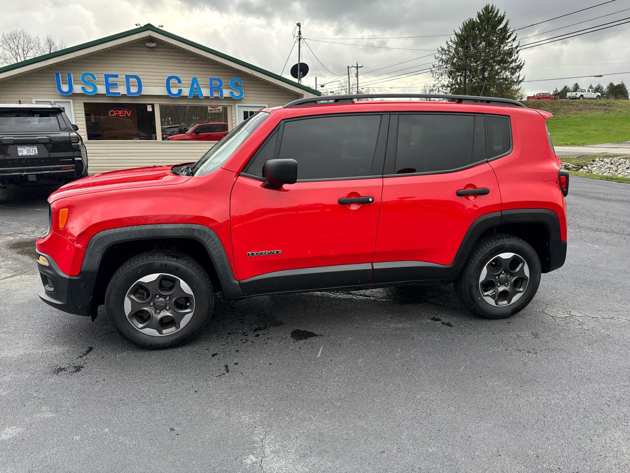 Used 2017 Jeep Renegade Sport w/ Power & Air Group image 3