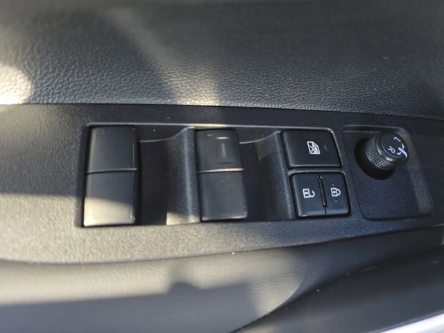 Used 2025 Toyota Corolla SE image 27