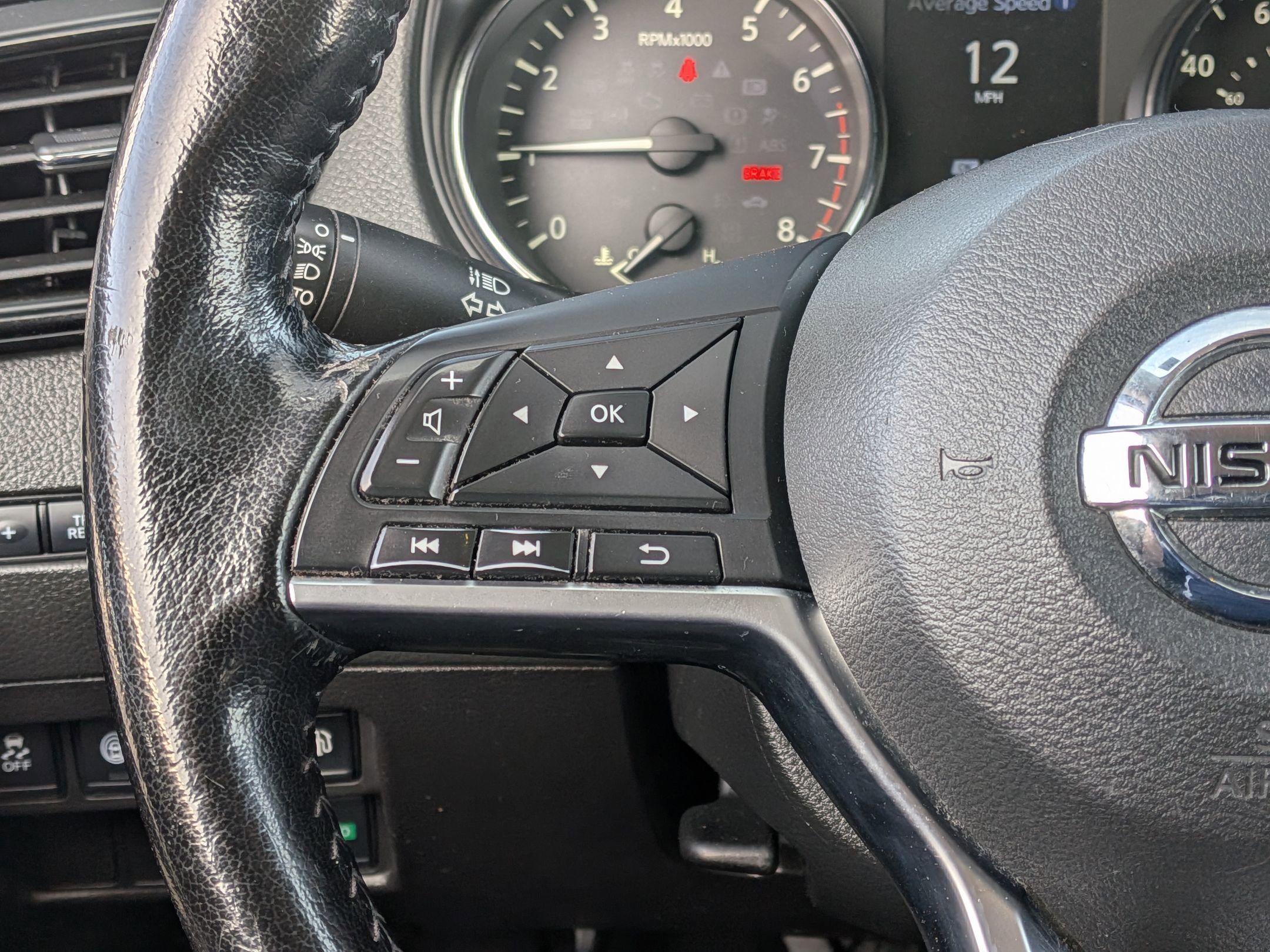 Used 2020 Nissan Rogue S w/ Special Edition Package image 14