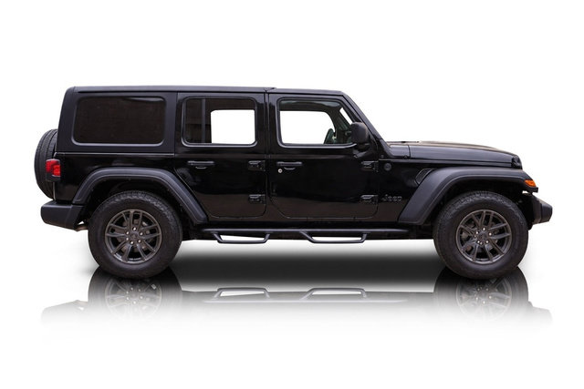 Used 2024 Jeep Wrangler Unlimited Sport AWD/4WD image 2
