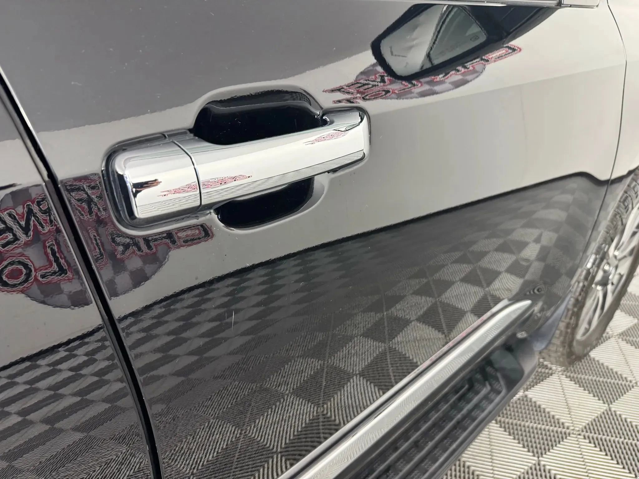 Used 2019 Toyota Sequoia Limited image 30