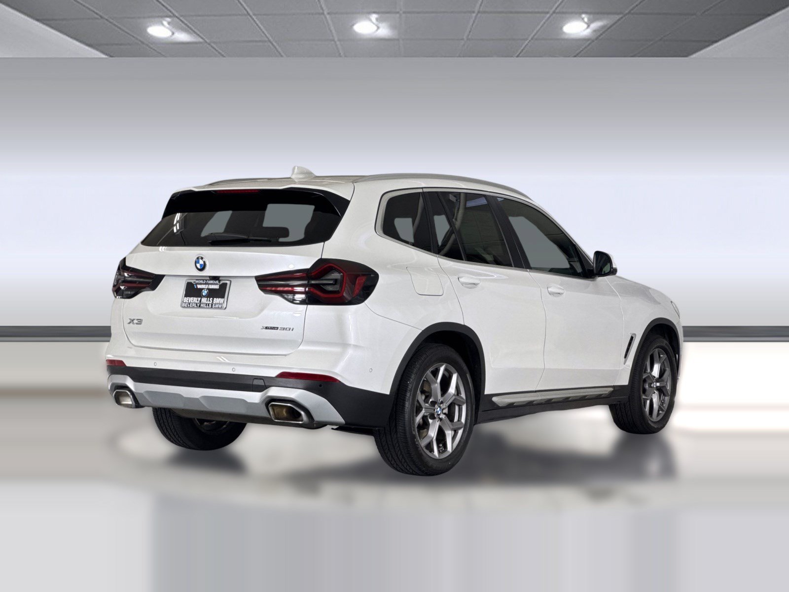 Used 2024 BMW X3 xDrive30i w/ Premium Package AWD/4WD image 9