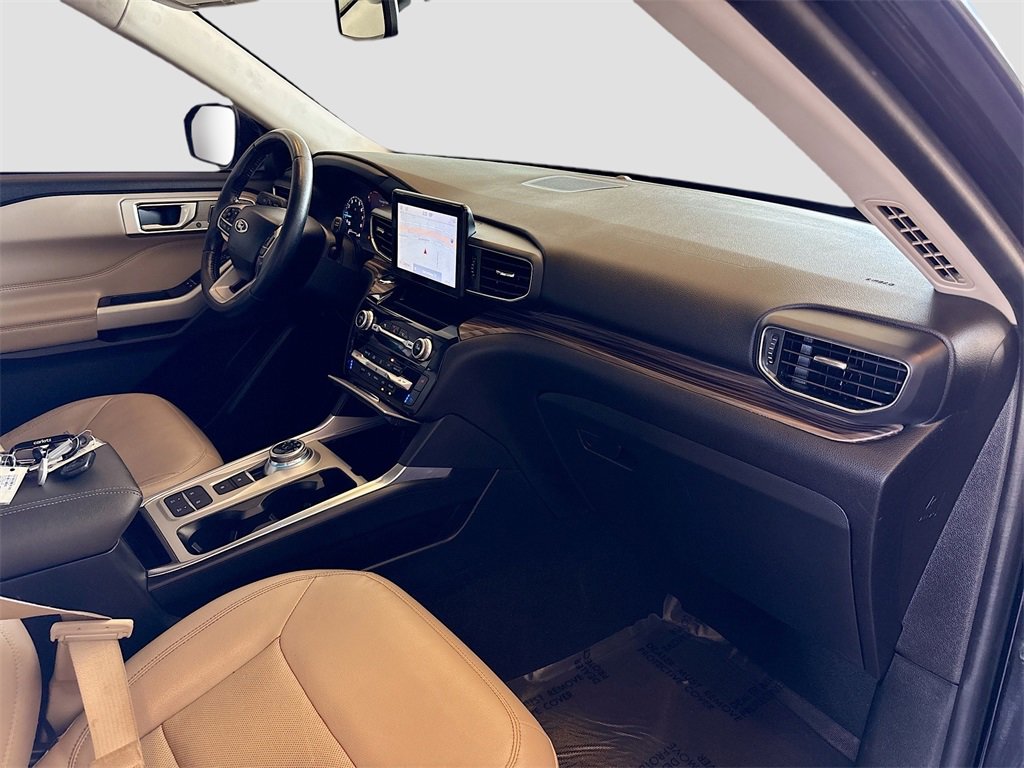 Used 2022 Ford Explorer Limited image 30