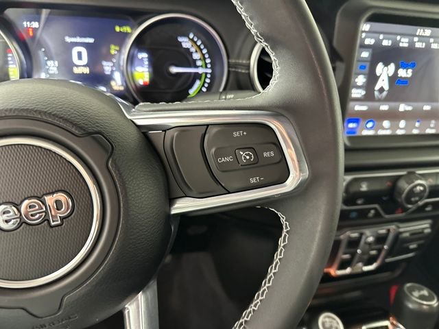 Used 2023 Jeep Wrangler Unlimited Sahara image 16