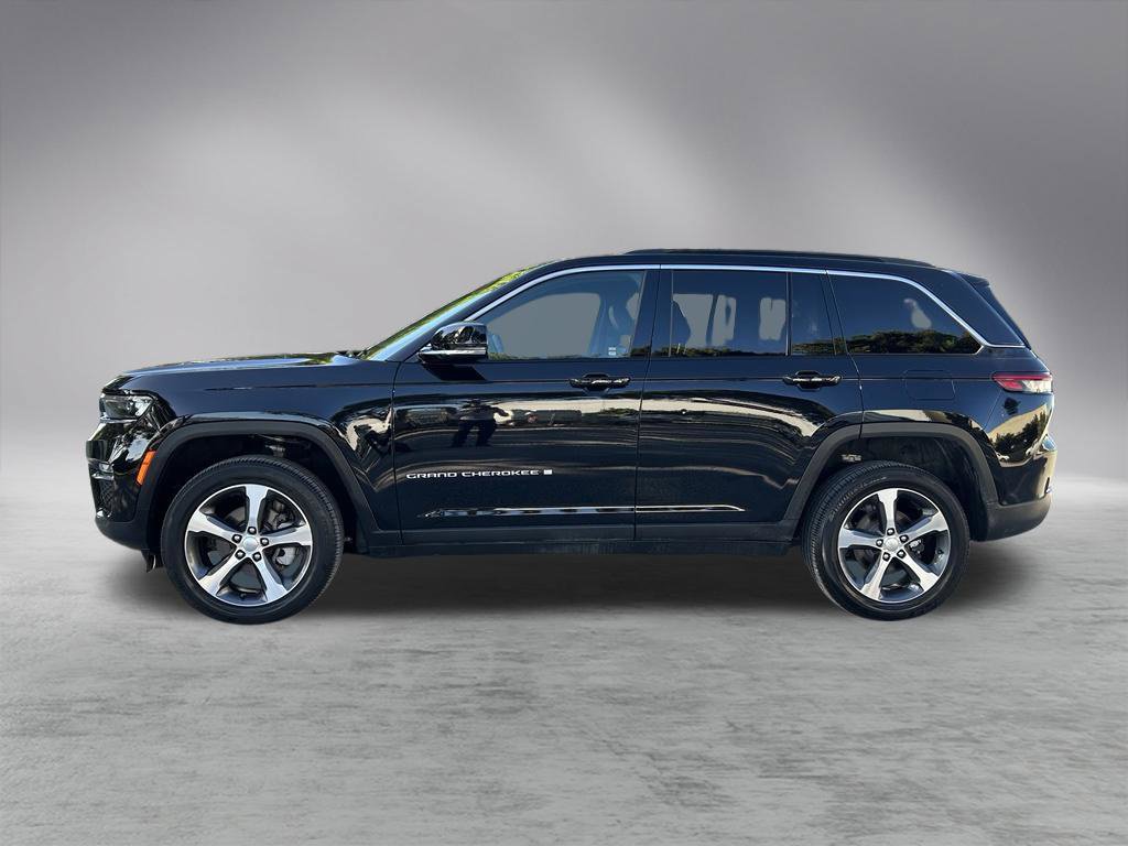 Certified 2025 Jeep Grand Cherokee Limited RWD image 8