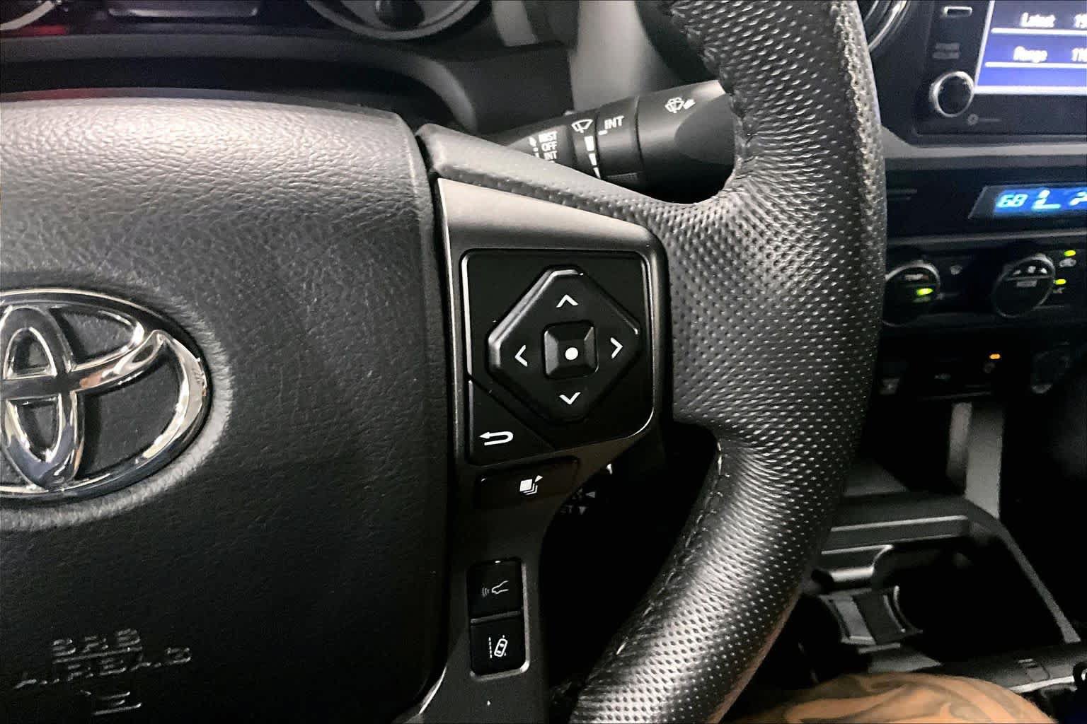 Used 2023 Toyota Tacoma TRD Sport w/ Technology Package AWD/4WD image 25