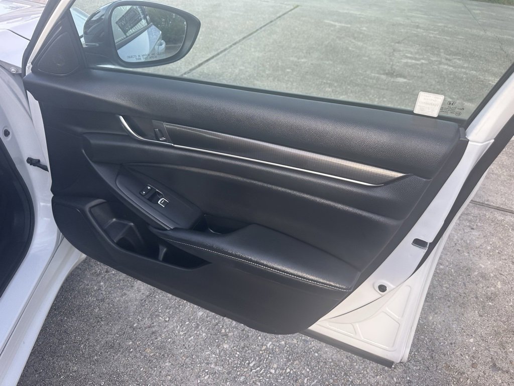 Used 2021 Honda Accord Sport image 17