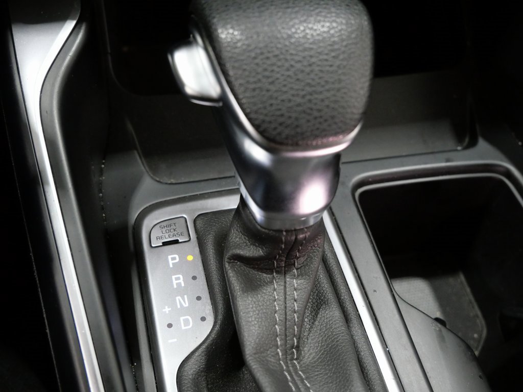 Used 2023 Kia Sorento LX image 23