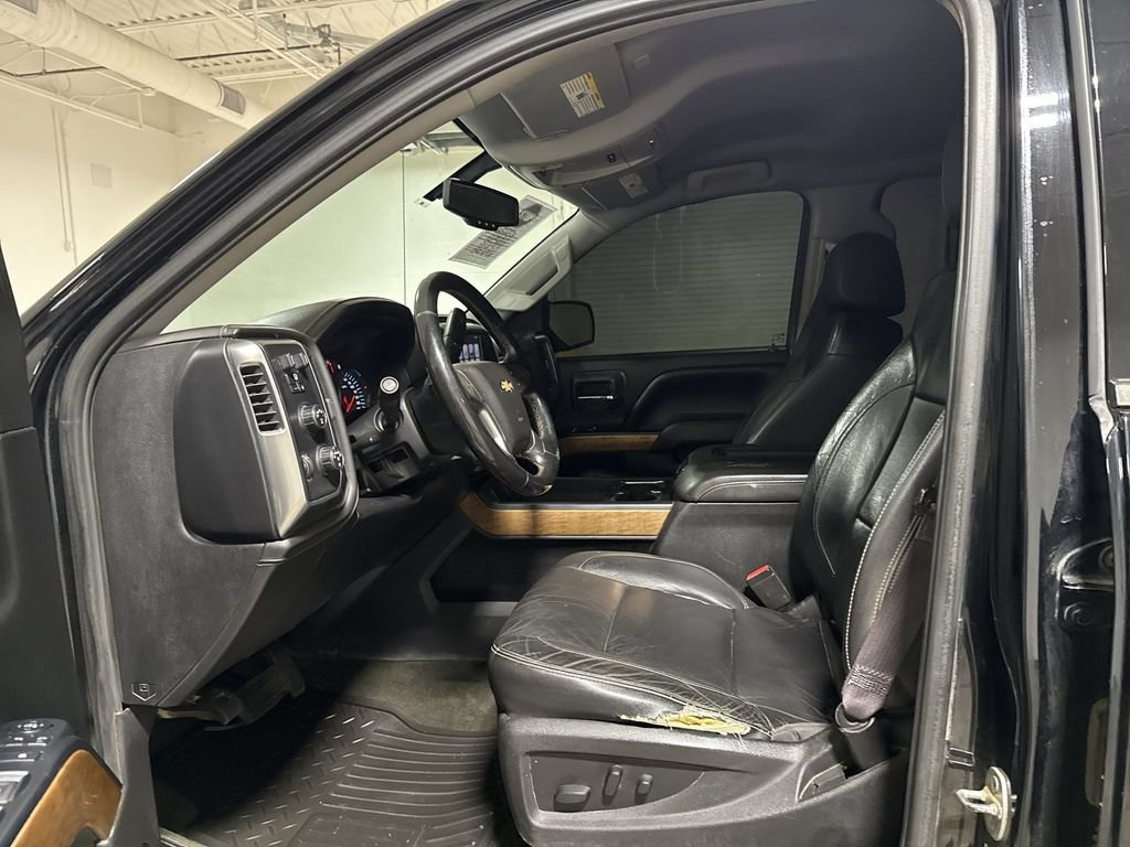 Used 2017 Chevrolet Silverado 1500 LTZ AWD/4WD image 20
