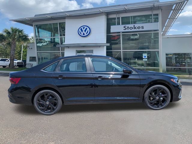 New 2026 Volkswagen Jetta SE image 3