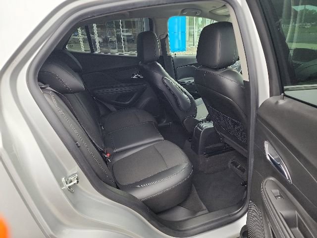 Used 2016 Buick Encore FWD image 17