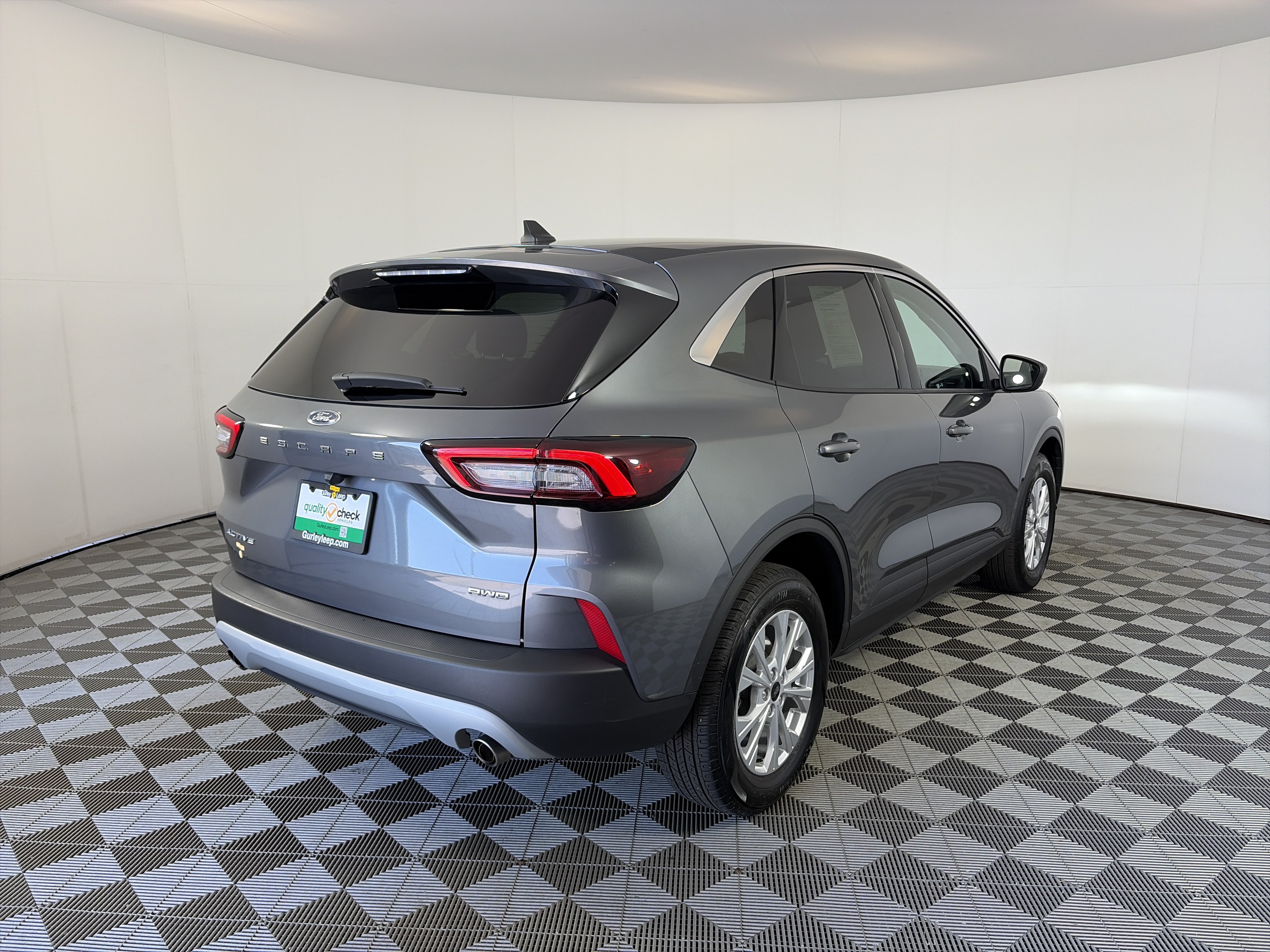 Used 2023 Ford Escape Active AWD/4WD image 10