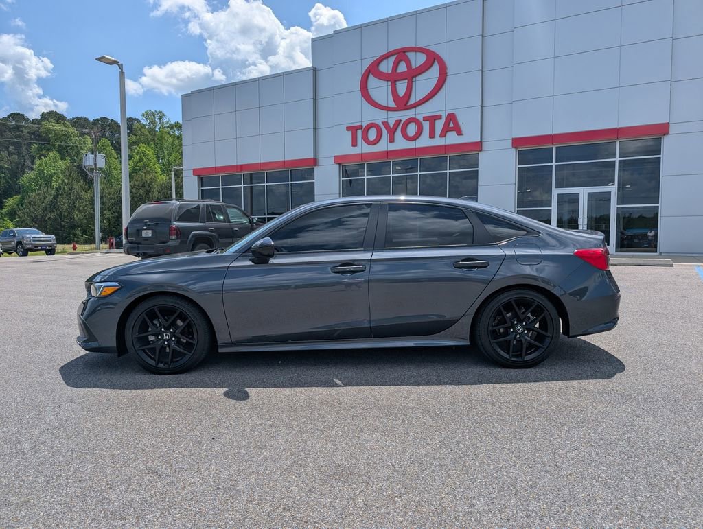 Used 2024 Honda Civic Sport image 2